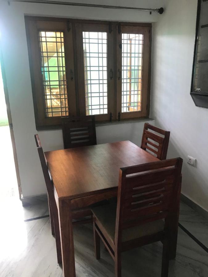 9Backpackers Hostel Dehradun Exterior photo