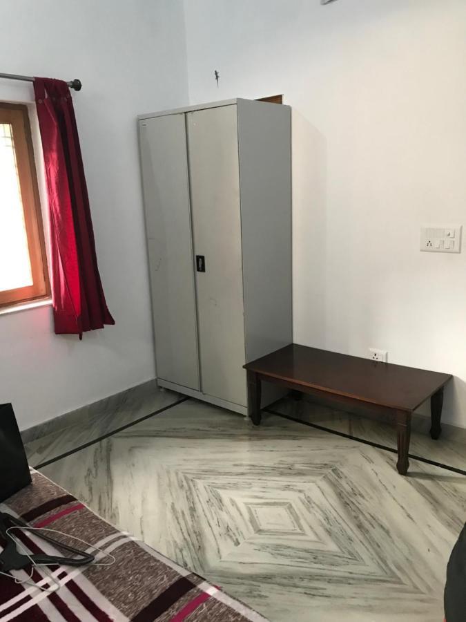9Backpackers Hostel Dehradun Exterior photo